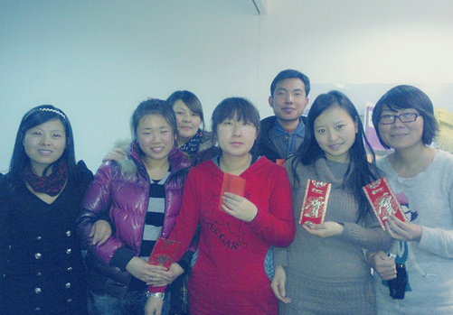 <a href=http://www.changhe-auto.com/ target=_blank class=infotextkey>大立教育</a>員工.png